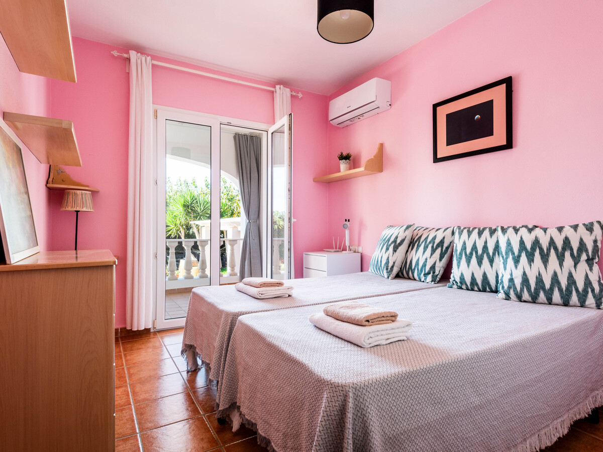 Villa Las Terrazas à Es Canutells : piscine et terrasses - Photo 21