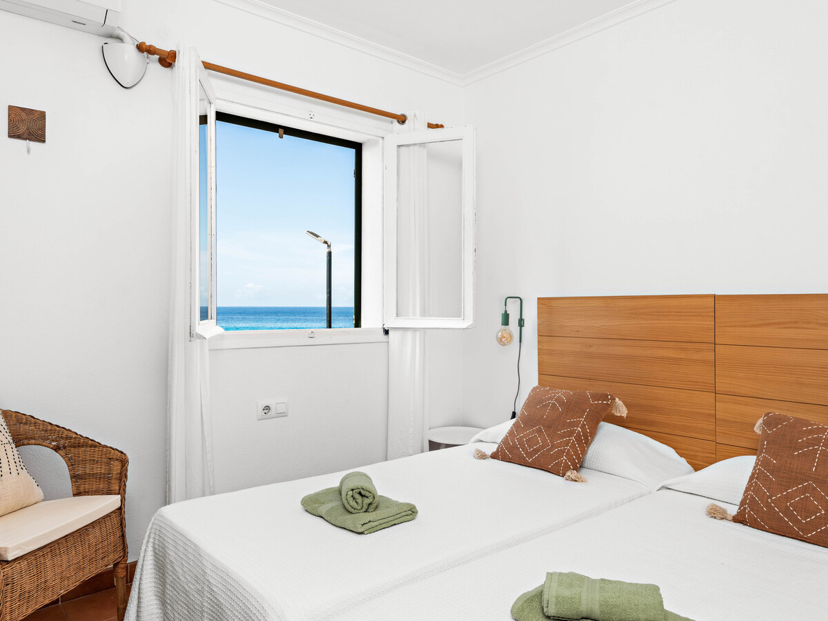 Maison 3 chambres à Biniancolla, vue mer, 10 m plage - Photo 20
