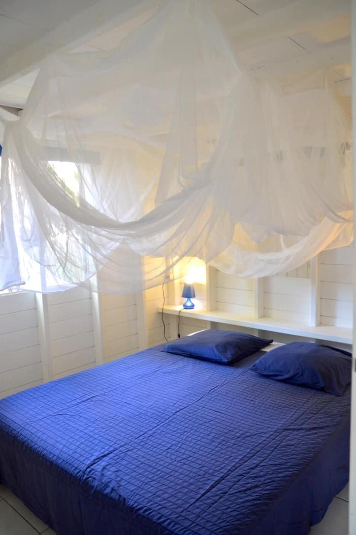 Bungalow avec jacuzzi partagé et piscine à Grand-Bourg, Guadeloupe - Photo 5