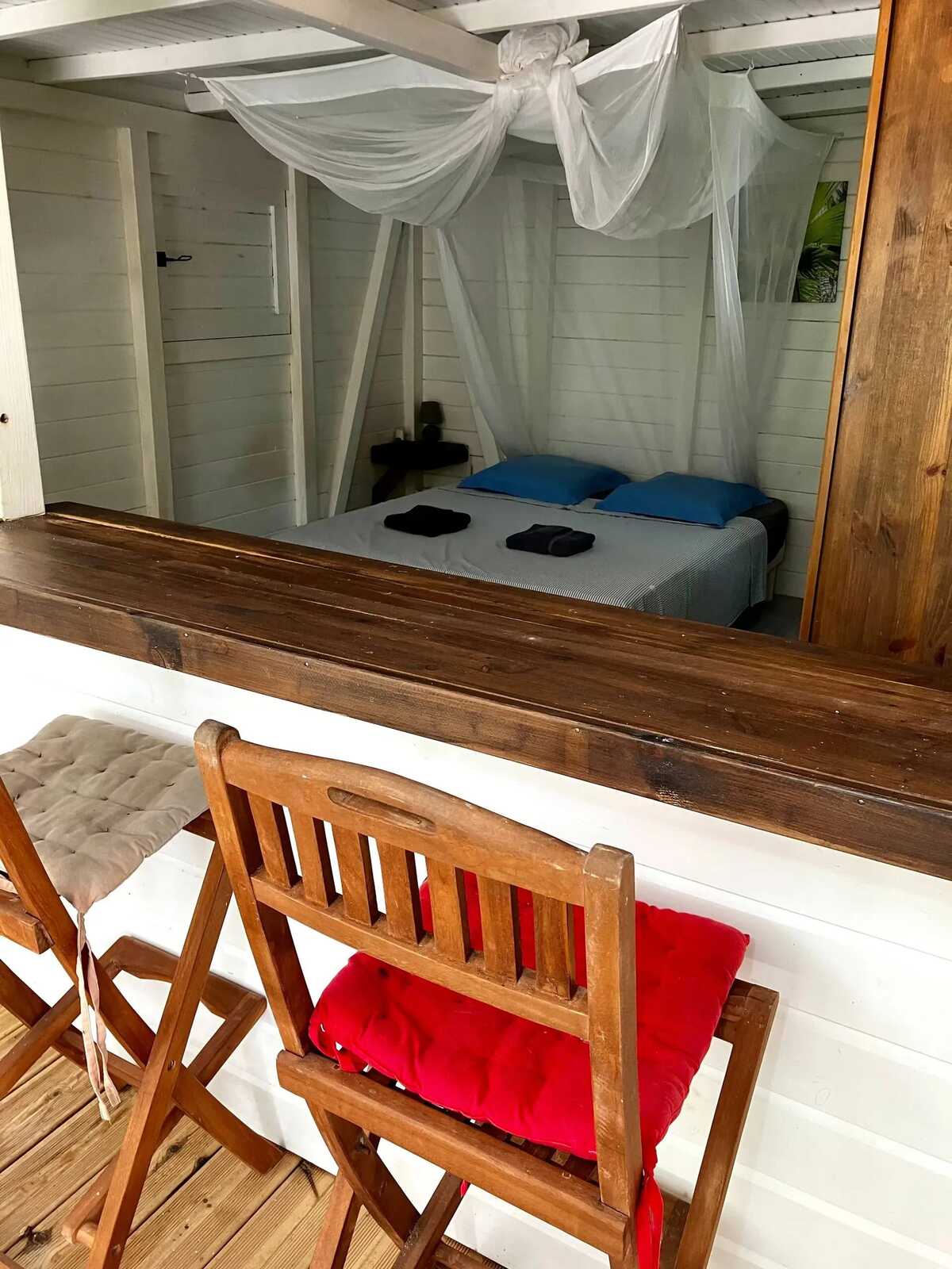 Bungalow avec jardin privé et piscine partagée à Grand Bourg - Photo 7