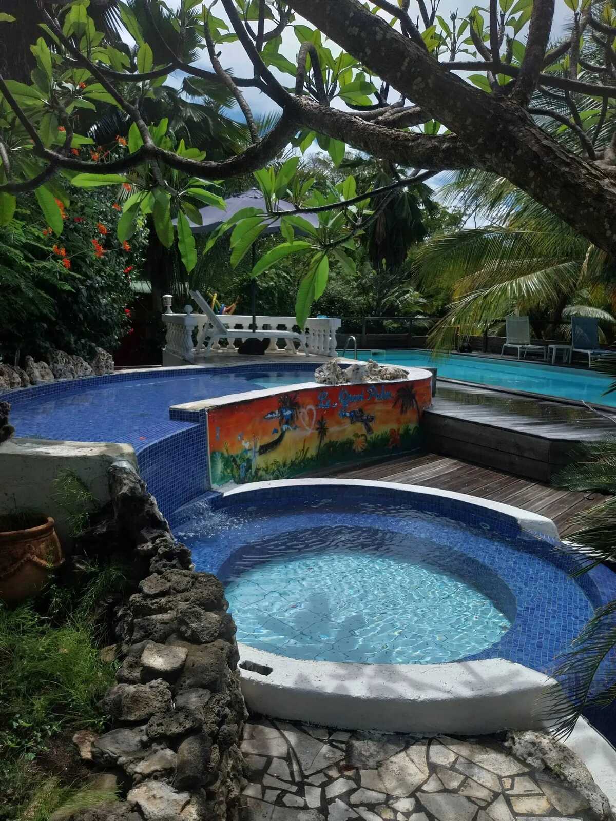 Bungalow avec jardin privé et piscine partagée à Grand Bourg - Photo 12