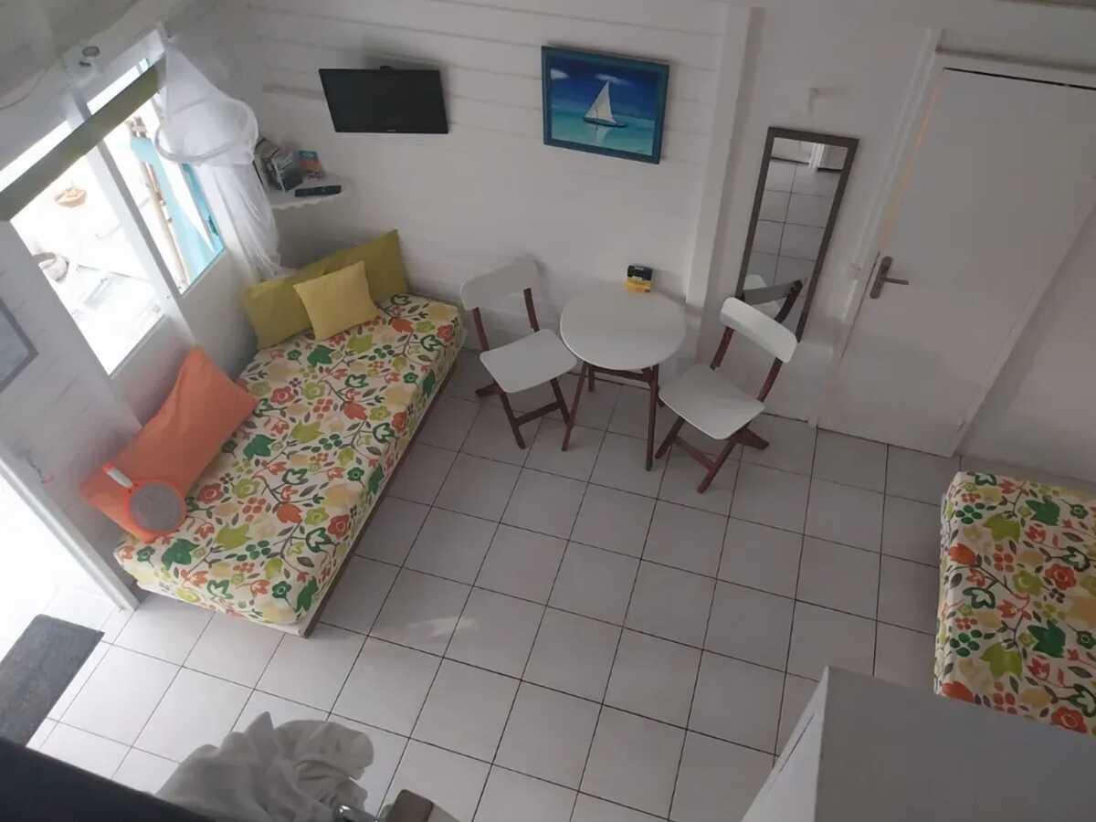 Bungalow avec jacuzzi et piscine partagée à Grand-Bourg, Guadeloupe - Photo 9