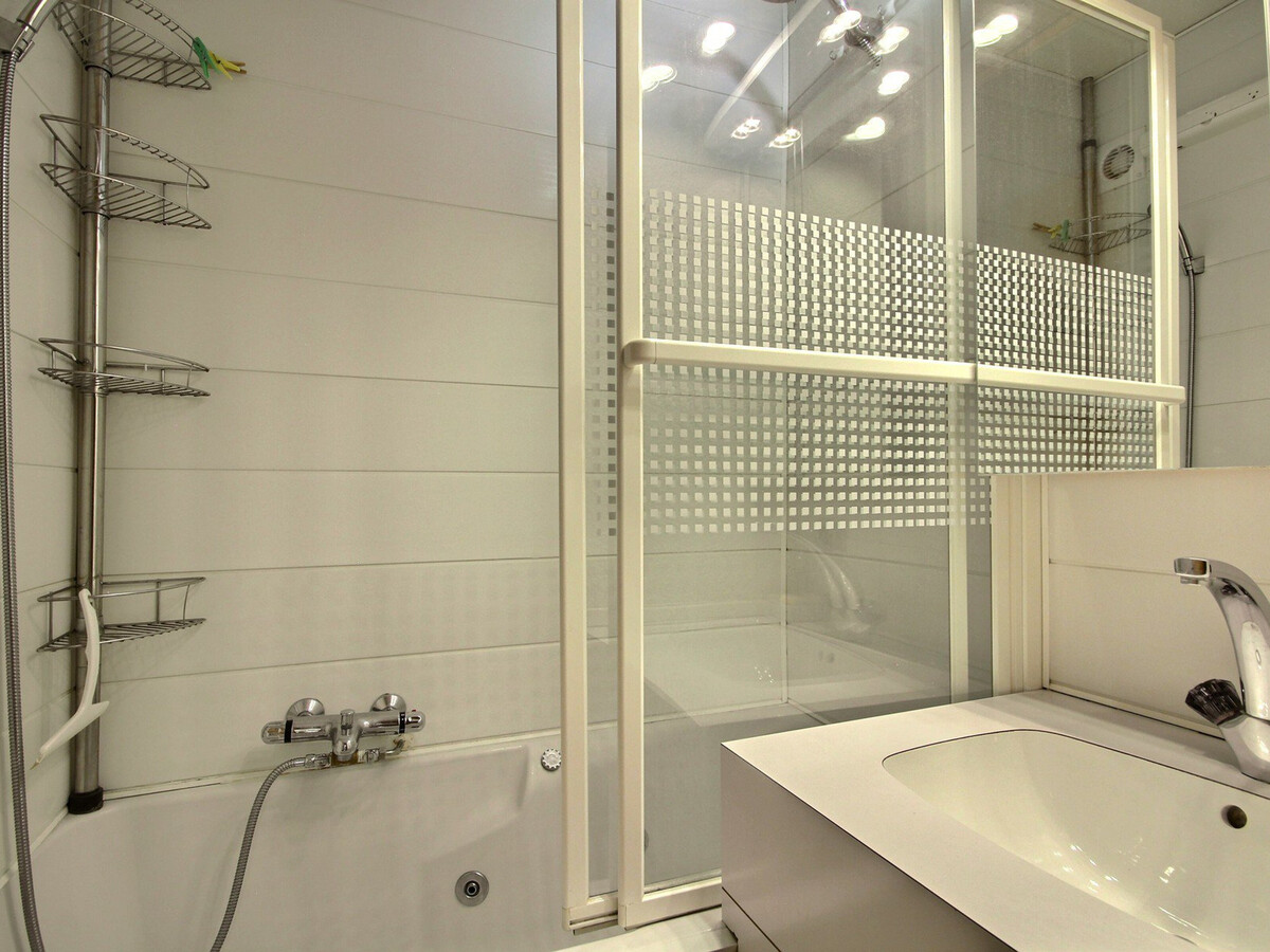 Studio 4 pers avec balcon, Belle Plagne – Front de neige - Photo 9