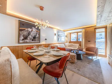 Location appartement à Val d'Isère, Appartement standing avec cheminée, terrasse et accès détente