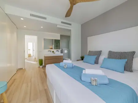 Villa moderne 3 chambres, piscine privée à 50m de la plage d'Alcudia - Photo 3