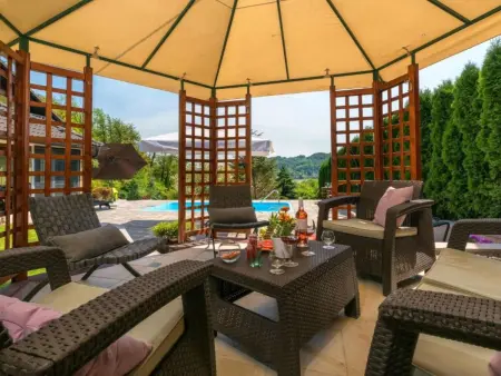Villa Spa Magic – Maison 4 chambres avec spa à Tuhelj : photo 5