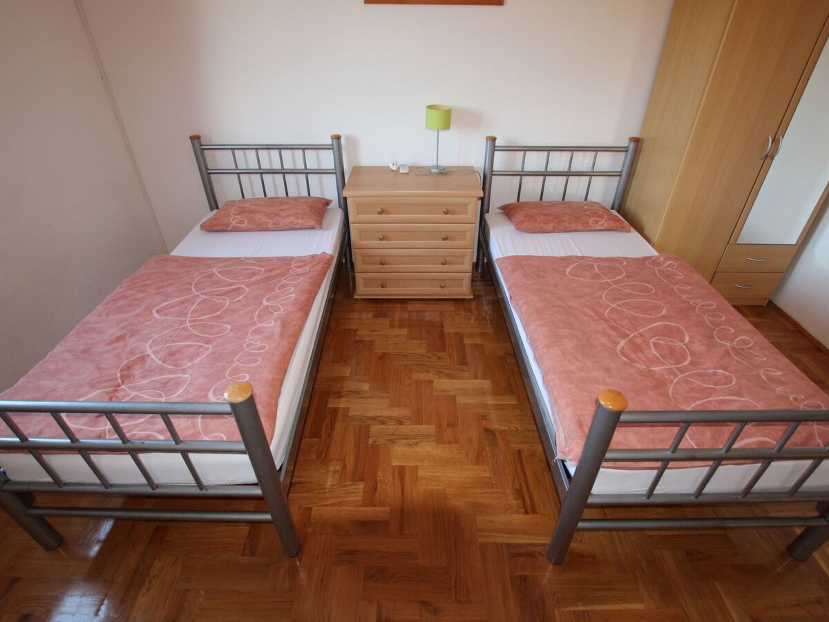 Villa Neela à Dracevac : maison 3 chambres avec piscine - Photo 10