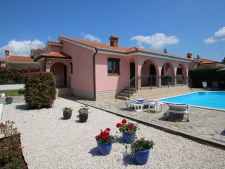 Villa Nel Rosa - Maison 3 chambres avec piscine