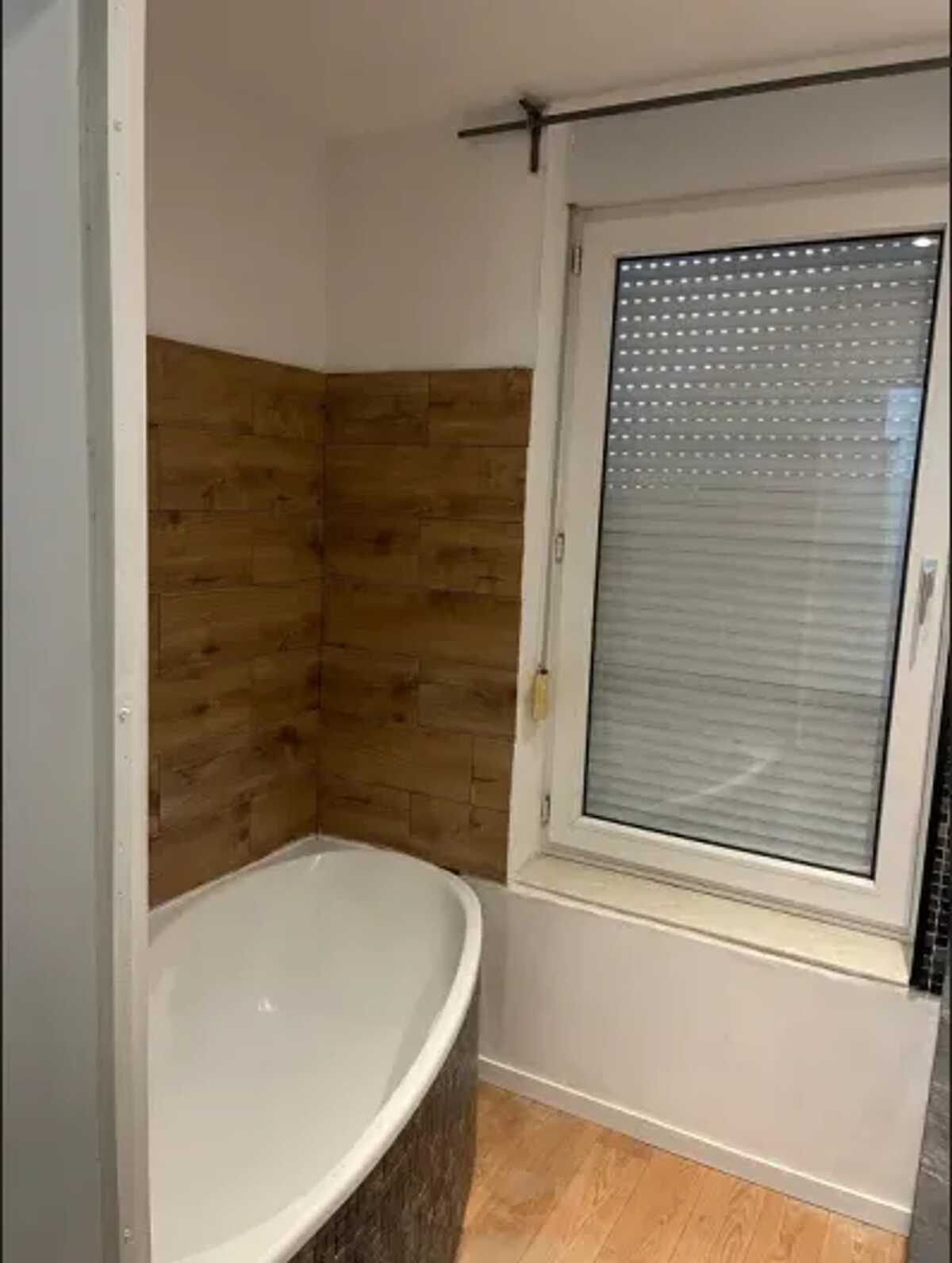 Maison 3 chambres à Mons, jardin clôturé, 120 m² - Photo 4