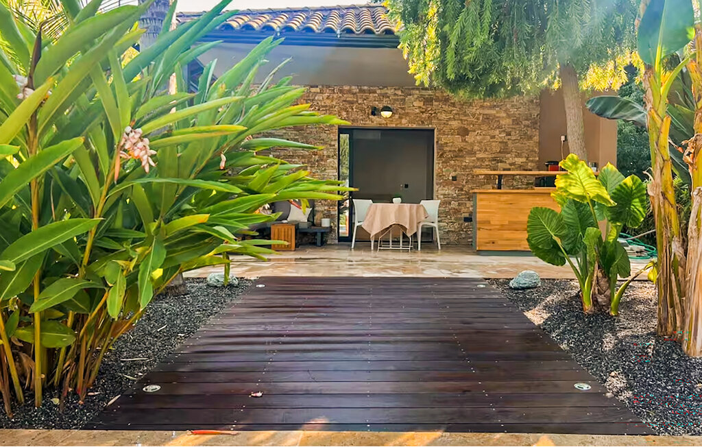 Maison piscine & jacuzzi à Solliès-Pont - Photo 12
