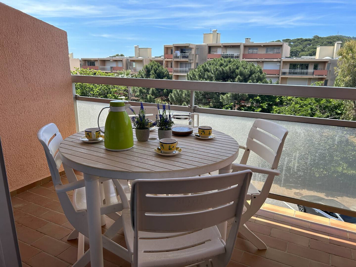 Duplex 150 m de la plage à Bormes-les-Mimosas - Photo 1