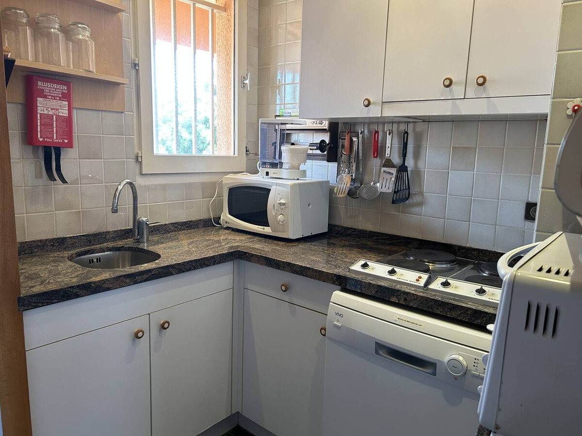 Duplex 150 m de la plage à Bormes-les-Mimosas - Photo 4