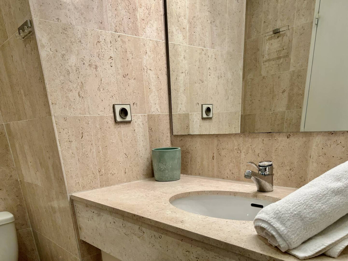 Appartement 11e étage vue mer – Villeneuve-Loubet Plage - Photo 9
