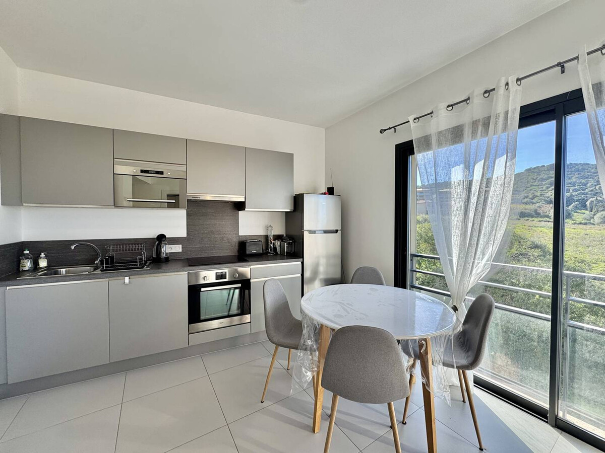 T2 Propriano avec terrasse, parking et WiFi - Photo 4