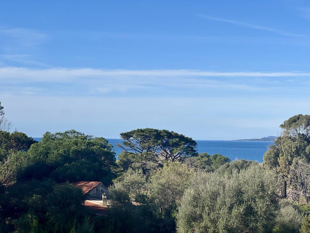 T2 Propriano avec terrasse, parking et WiFi - Photo 7