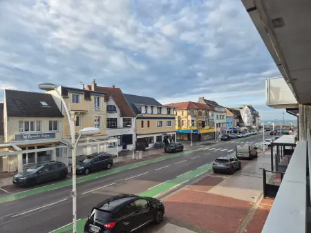 Location appartement à Fort Mahon Plage, Appartement Confort Centre-Ville Proche Plage