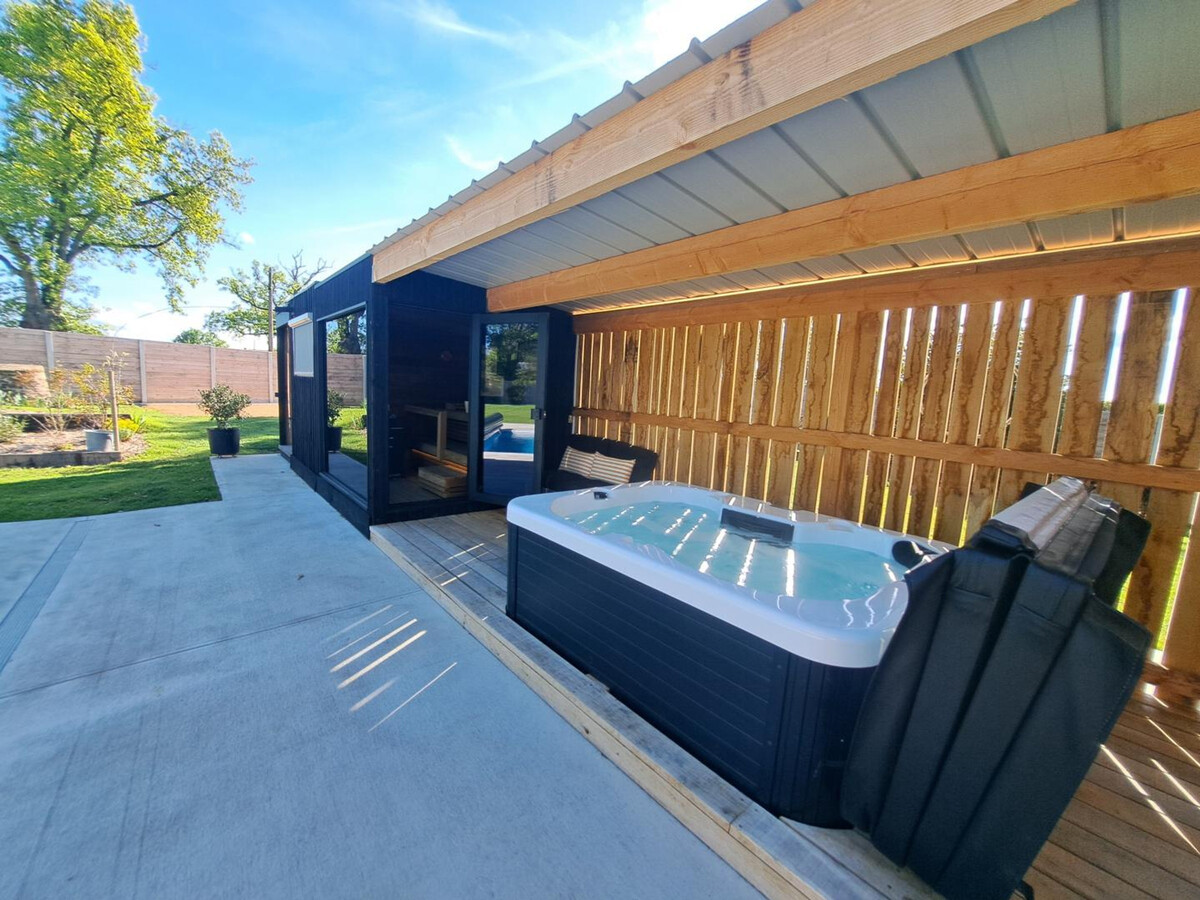 Deux gîtes pour 18 personnes avec piscine privative et sauna - Photo 7
