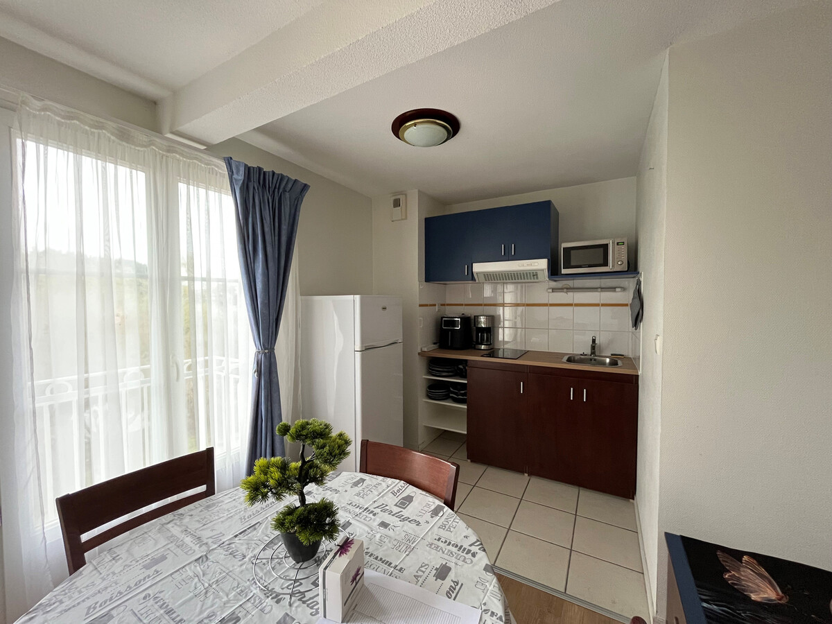T3 lumineux La Roche-Posay, balcon et piscine - Photo 2