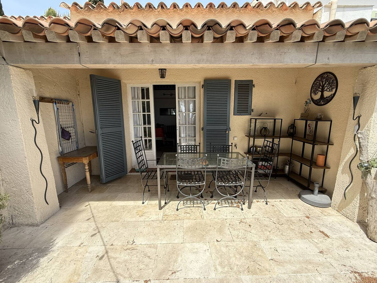 Mas 45m² vue mer, terrasse plein sud à La Croix-Valmer - Photo 3