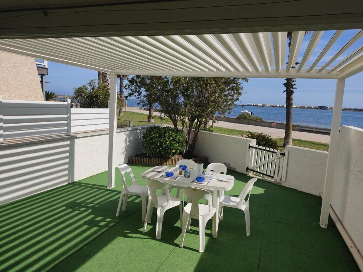 Villa T4 Gruissan, Climatisée, Accès Direct Plage - Photo 1
