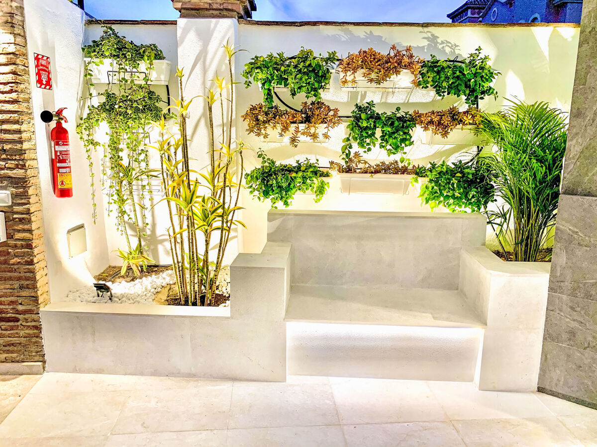 Villa 5 chambres avec salle de jeux 64m², piscine chauffée à Marbella - Photo 40