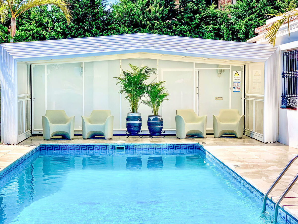 Villa 5 chambres avec salle de jeux 64m², piscine chauffée à Marbella - Photo 63