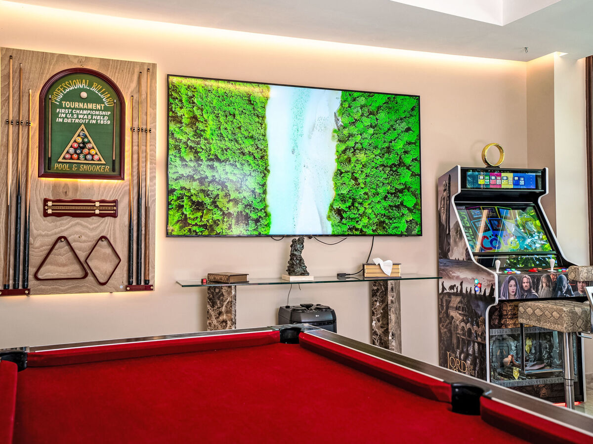 Villa 5 chambres avec salle de jeux 64m², piscine chauffée à Marbella - Photo 85