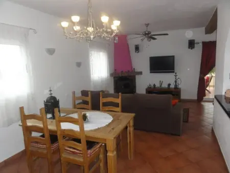Villa im spanischen Stil mit großem Pool und ein - Photo 15