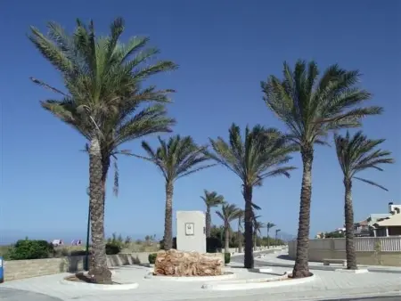 Villa im spanischen Stil mit großem Pool und ein - Photo 32