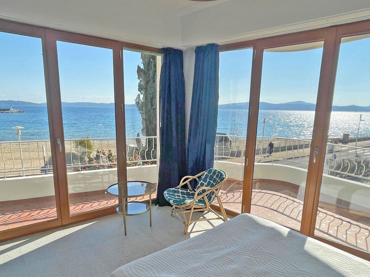 Mazet vue mer au cœur de Sainte-Maxime - Photo 17