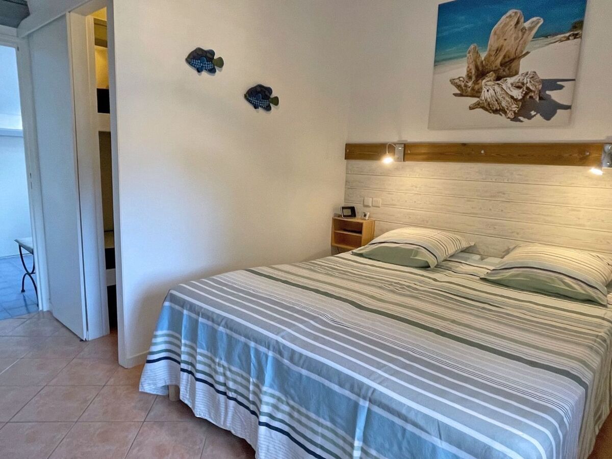 Mazet rénové 2 chambres avec terrasse à Sainte-Maxime - Photo 15
