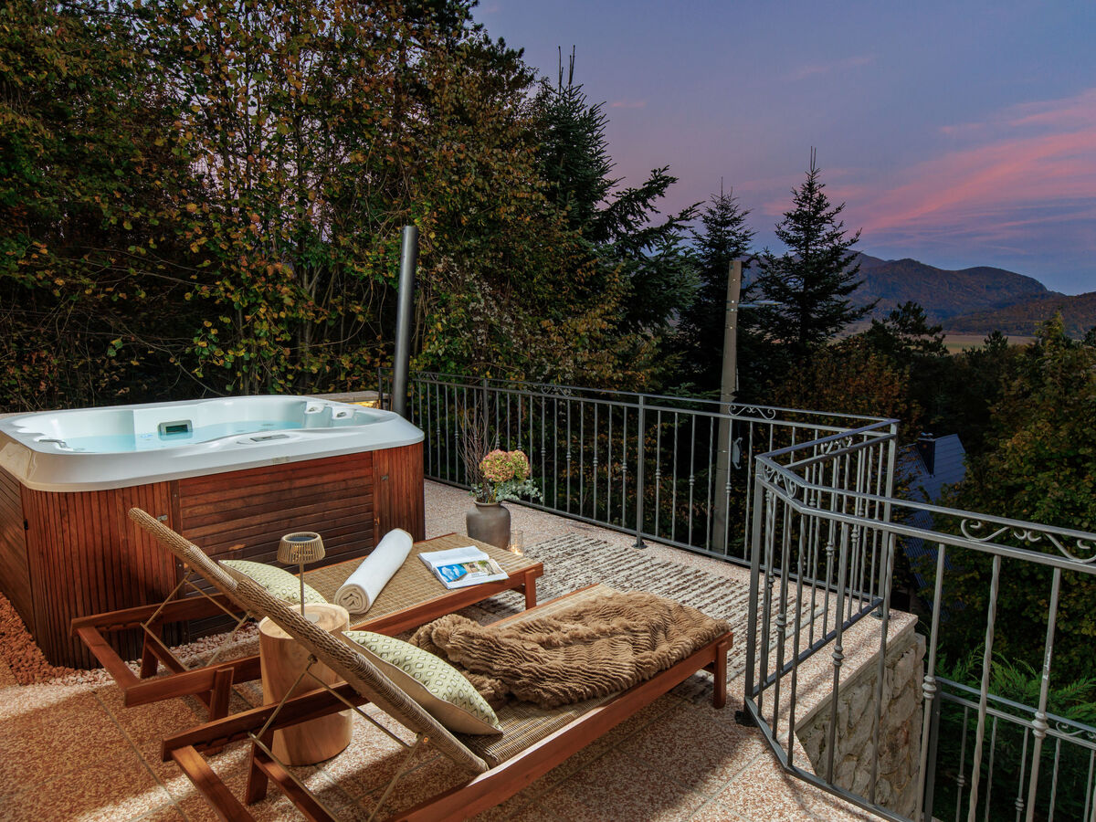 House Hillside Lodge à Fužine, 2 chambres avec jacuzzi - Photo 33