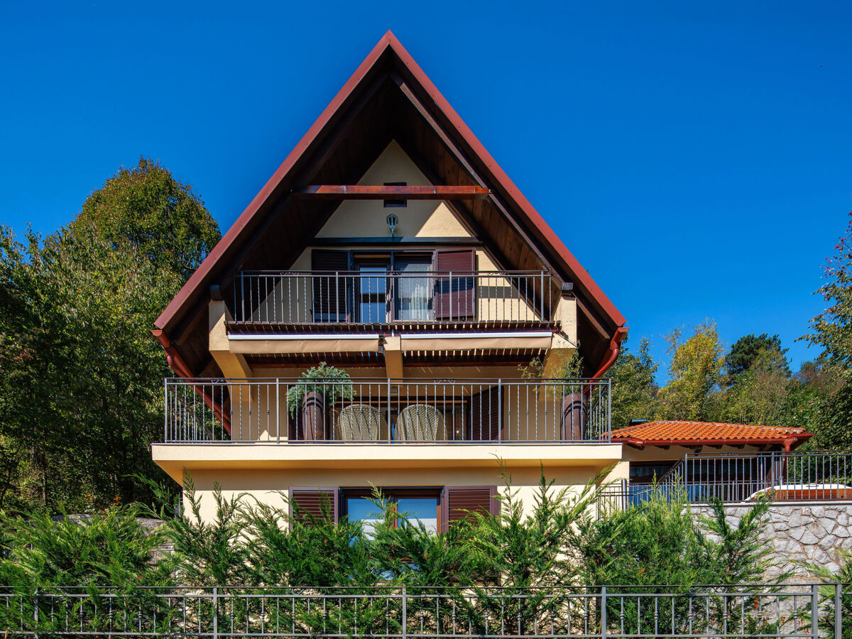 House Hillside Lodge à Fužine, 2 chambres avec jacuzzi - Photo 35