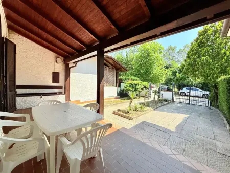 Location maison à Lido di Pomposa, Gewächshaus im Erdgeschoss, 2 Gärten