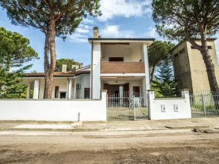 Location maison à Lido di Pomposa, Haus in Lido Di Volano mit Terrasse, Garten und Grillplatz
