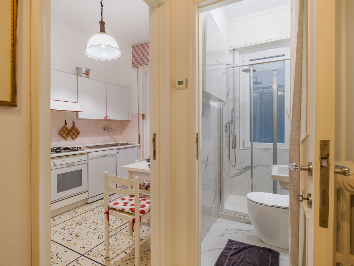 Sea Escape - Appartement 90 m² avec 3 balcons à Rapallo - Photo 10