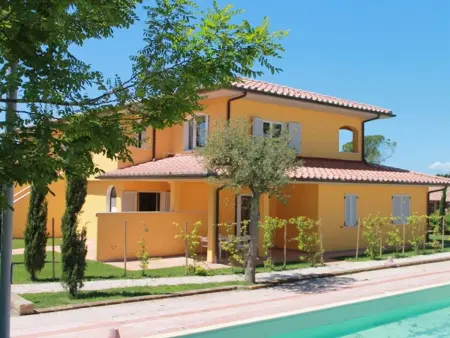 Location appartement à Massa Marittima, Unterkunft mit privater Terrasse, Gemeinschaftspool