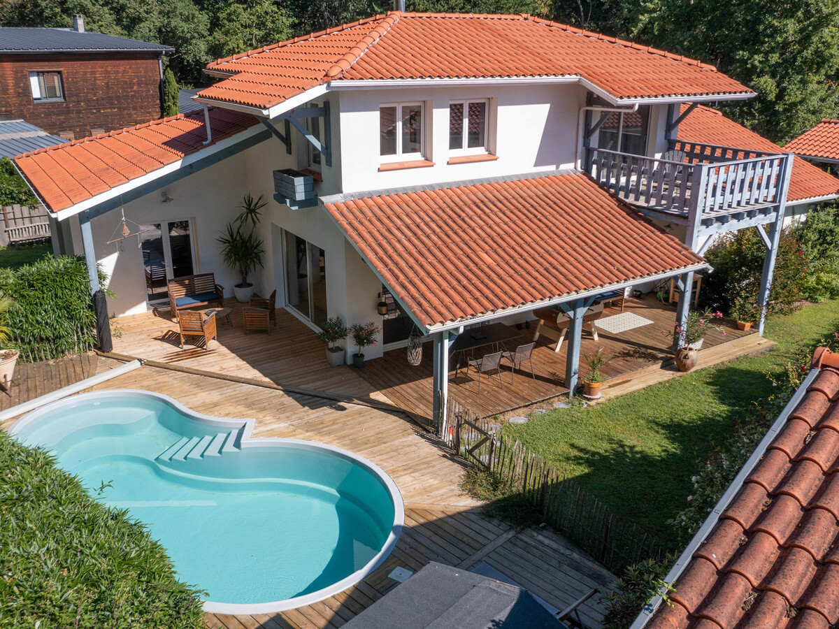 Villa moderne 170m² à Biscarrosse, piscine chauffée et piste cyclable - Photo 1