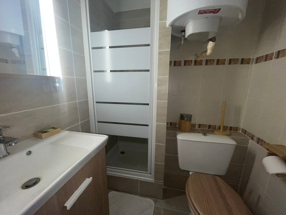 Studio 20 m² avec loggia à 500m de la plage à Sète - Photo 5