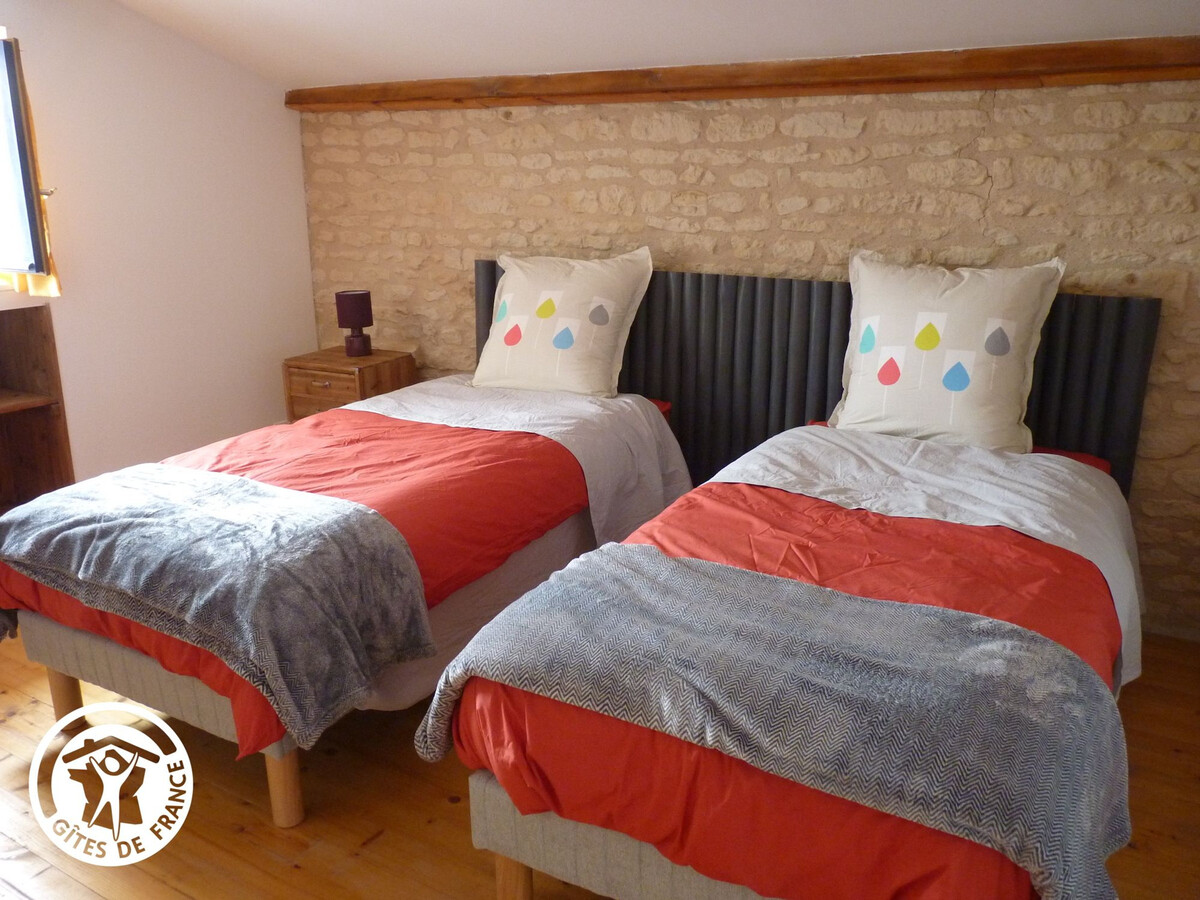 Gîte rénové en grange, 2 chambres à Damvix - Photo 17