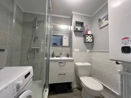 Studio tout confort avec terrasse & parking sécurisé à La Teste-de-Buch - Photo 6