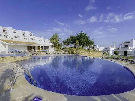 Location appartement à Albufeira, Appartement moderne 2 chambres dans resort 4* avec piscines à Albufeira