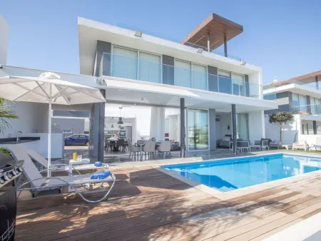 Villa Olivine Pearl, 4 chambres avec piscine à Protaras : photo 2