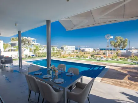 Villa Olivine Pearl, 4 chambres avec piscine à Protaras : photo 4