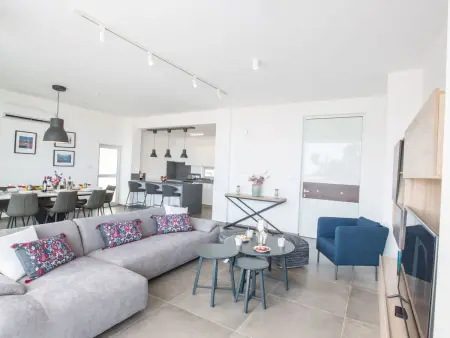 Villa Olivine Pearl, 4 chambres avec piscine à Protaras : photo 10