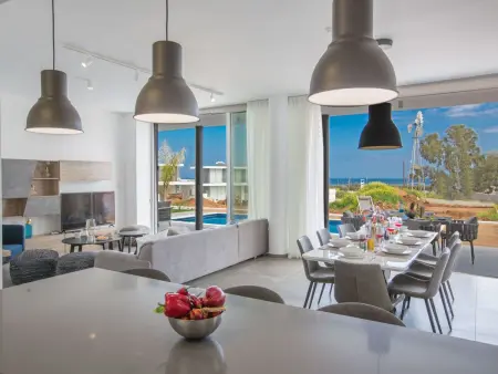 Villa Olivine Pearl, 4 chambres avec piscine à Protaras : photo 13