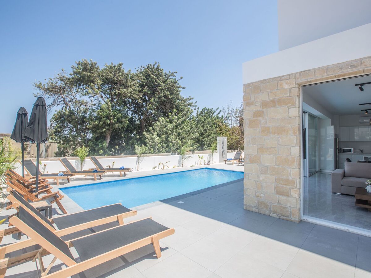 4-Schlafzimmer-Villa mit Pool im Zentrum von Protaras - Photo 3