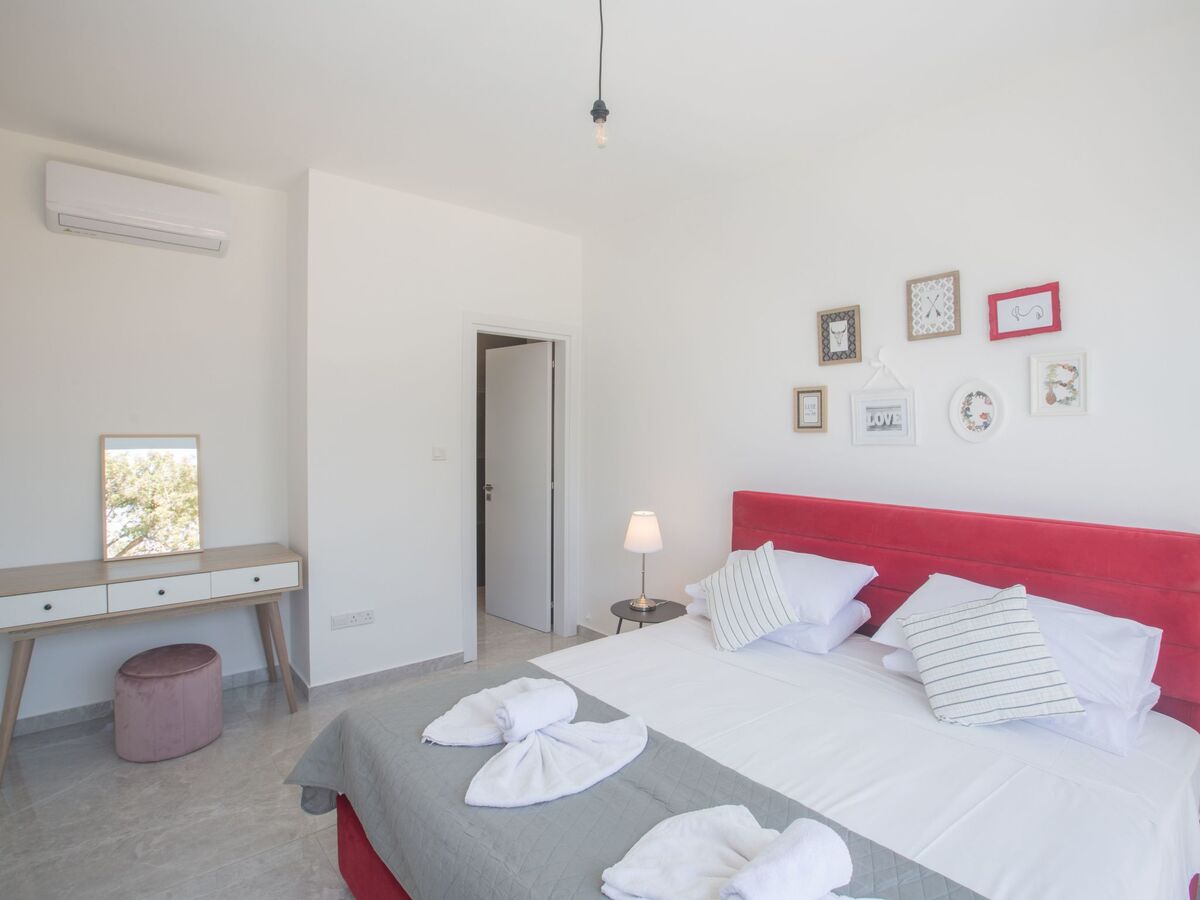 4-Schlafzimmer-Villa mit Pool im Zentrum von Protaras - Photo 13