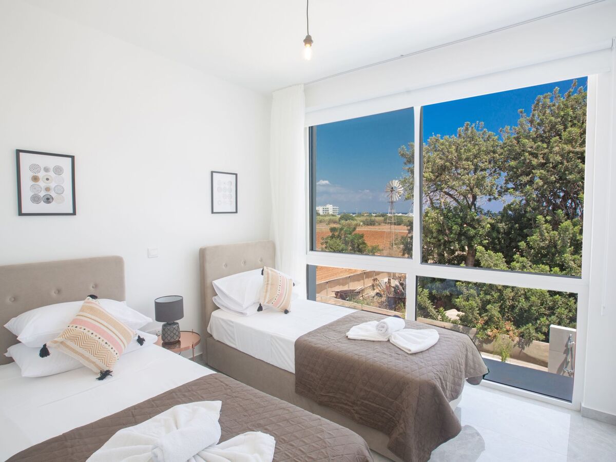 4-Schlafzimmer-Villa mit Pool im Zentrum von Protaras - Photo 15