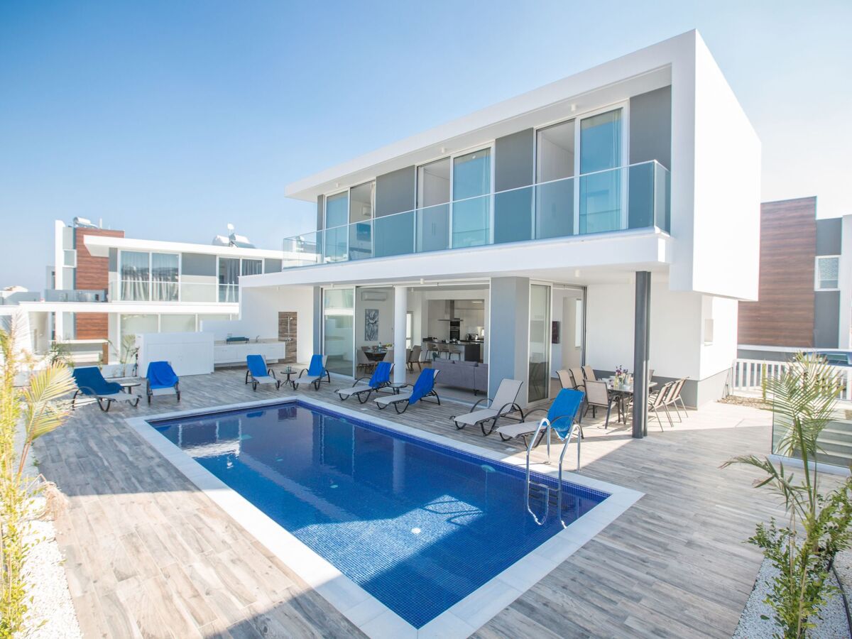Schönes Ferienhaus Olivine für 11 Personen, Maison 11 personnes à Protaras - Photo 1